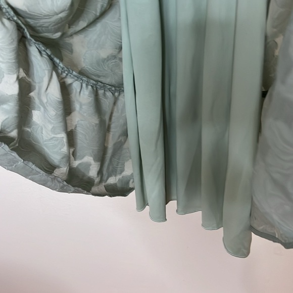 Speechless sage green dress size M maxi - Picture 4 of 11